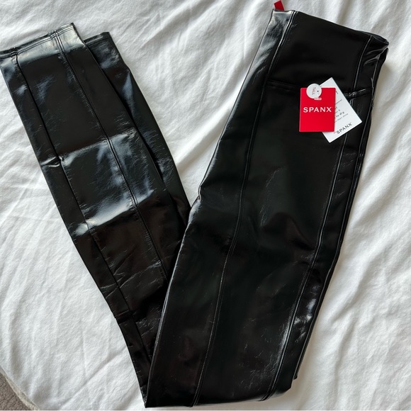 SPANX Patent Faux Leather Leggings - TALL - Picture 5 of 6